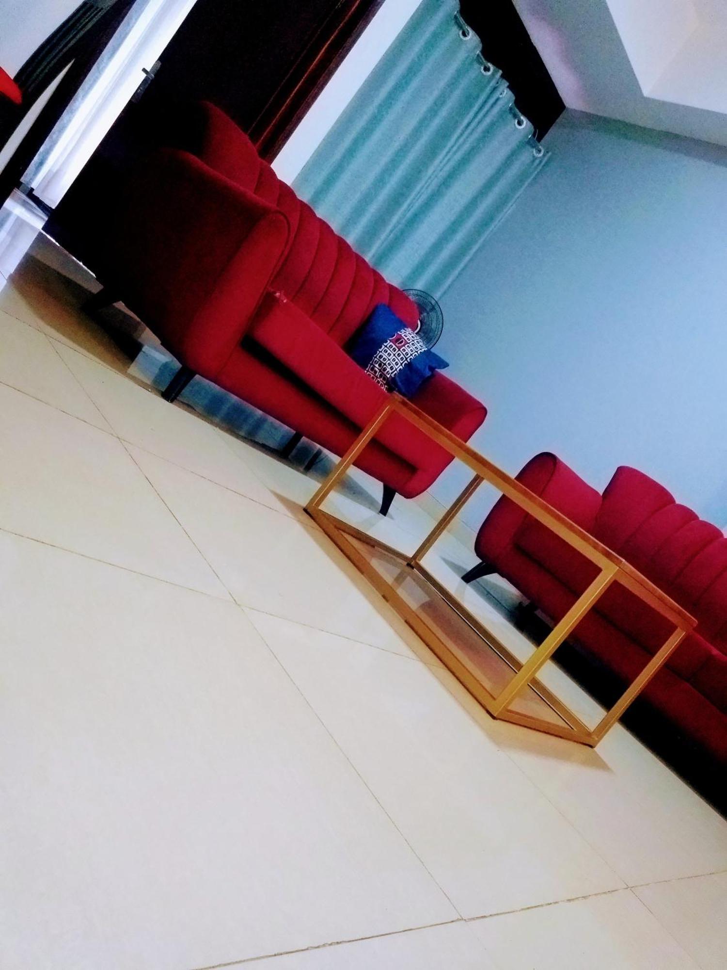 Eika Suites At Acacia 캄팔라 외부 사진